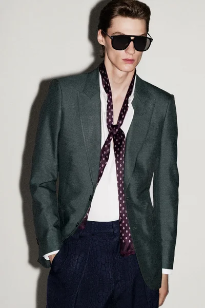 Look 12